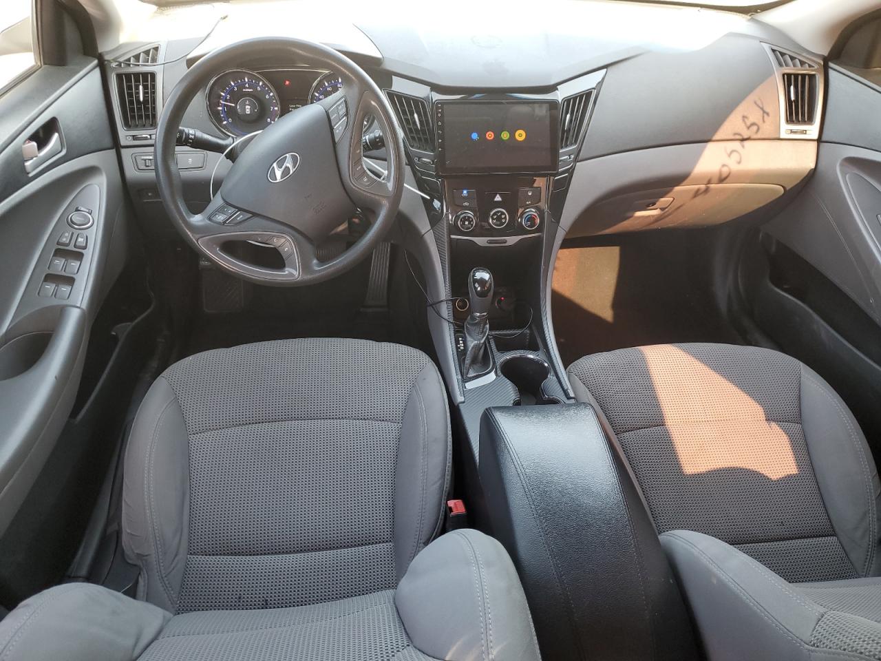 2014 Hyundai Sonata - Image 8