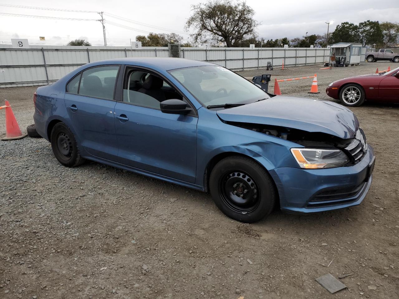 2016 Volkswagen Jetta - Image 4
