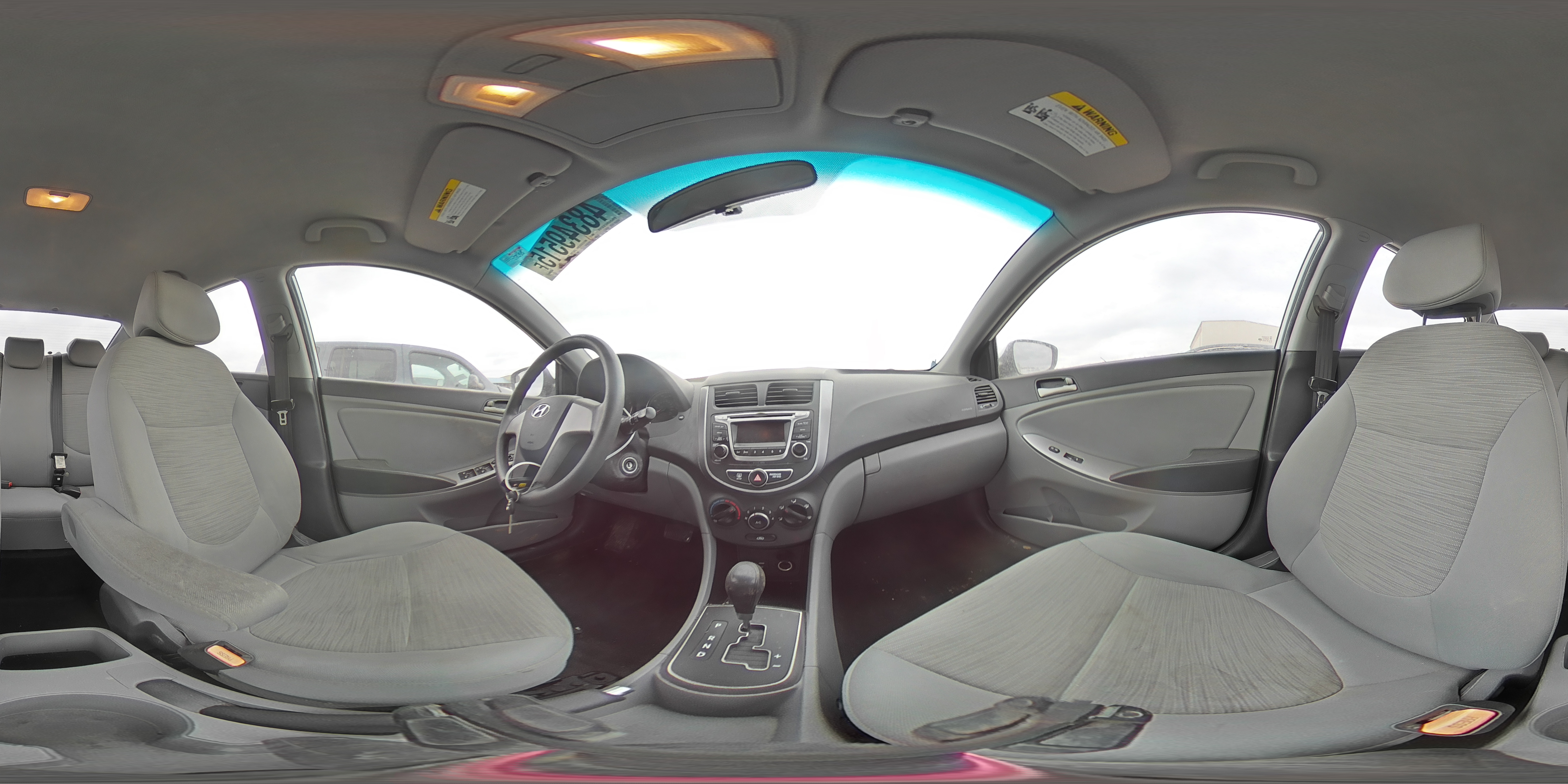 2015 Hyundai Accent - Image 13