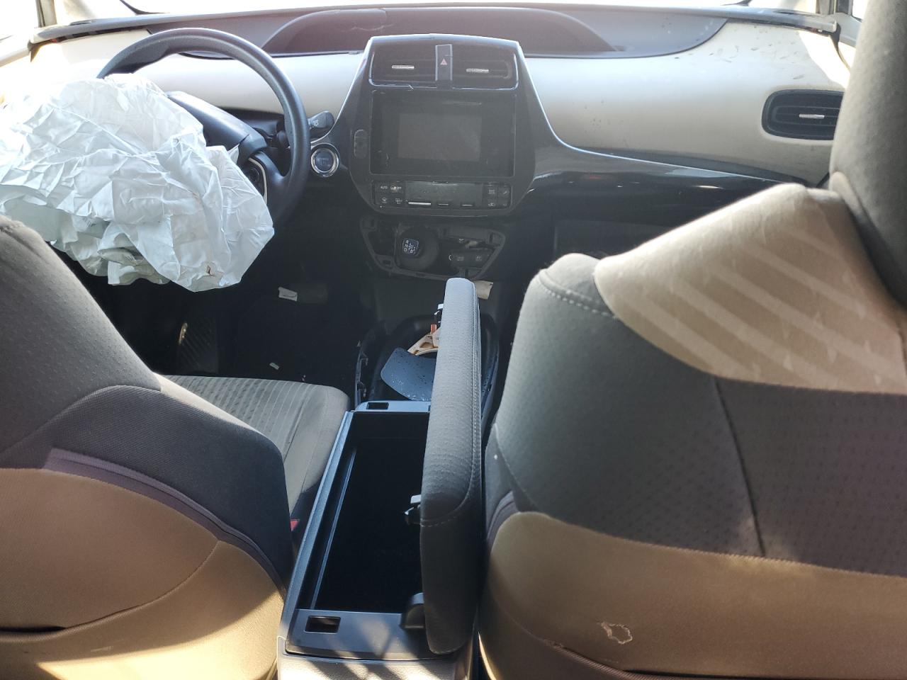 2016 Toyota Prius - Image 8