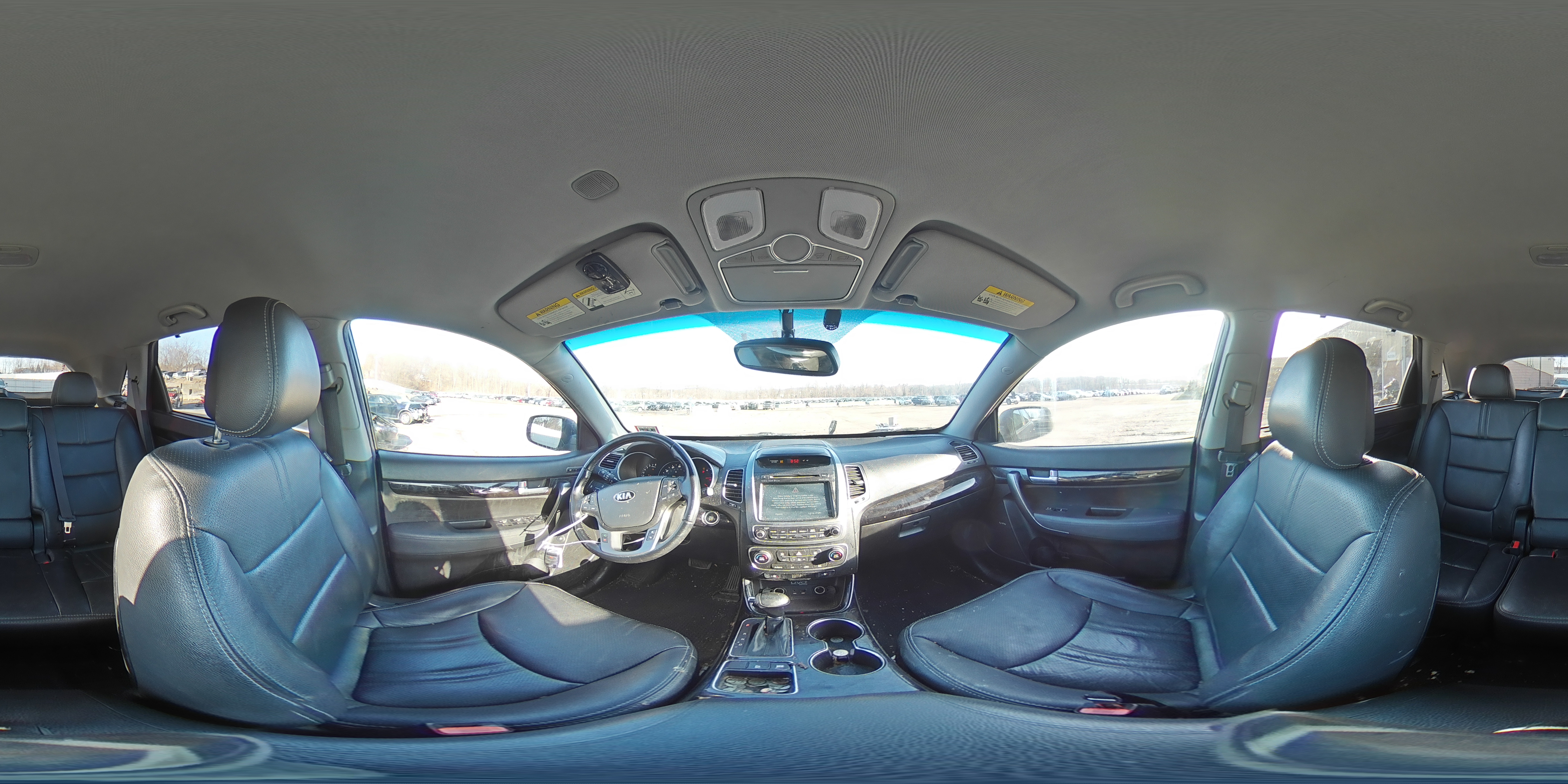 2014 Kia Sorento - Image 14