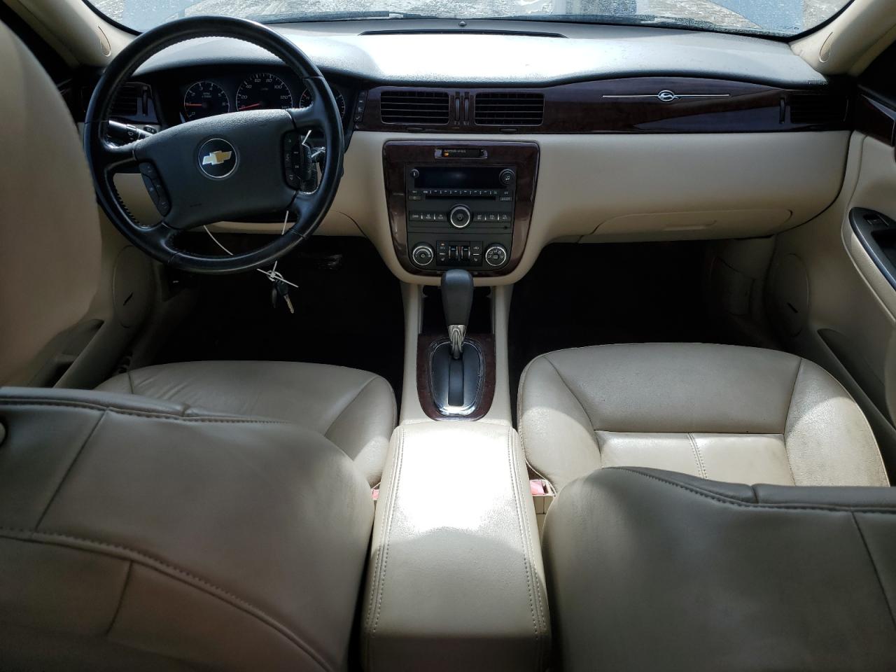 2011 Chevrolet Impala - Image 8