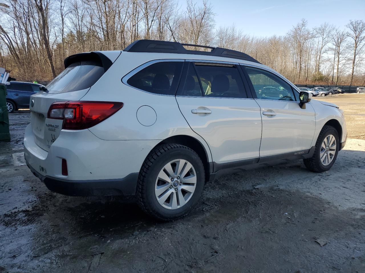 2015 Subaru Outback - Image 3
