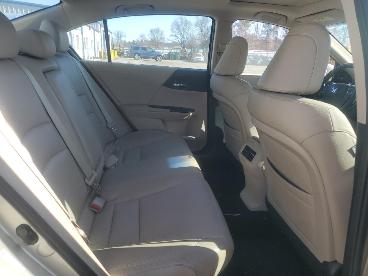 2013 Honda Accord - Image 10