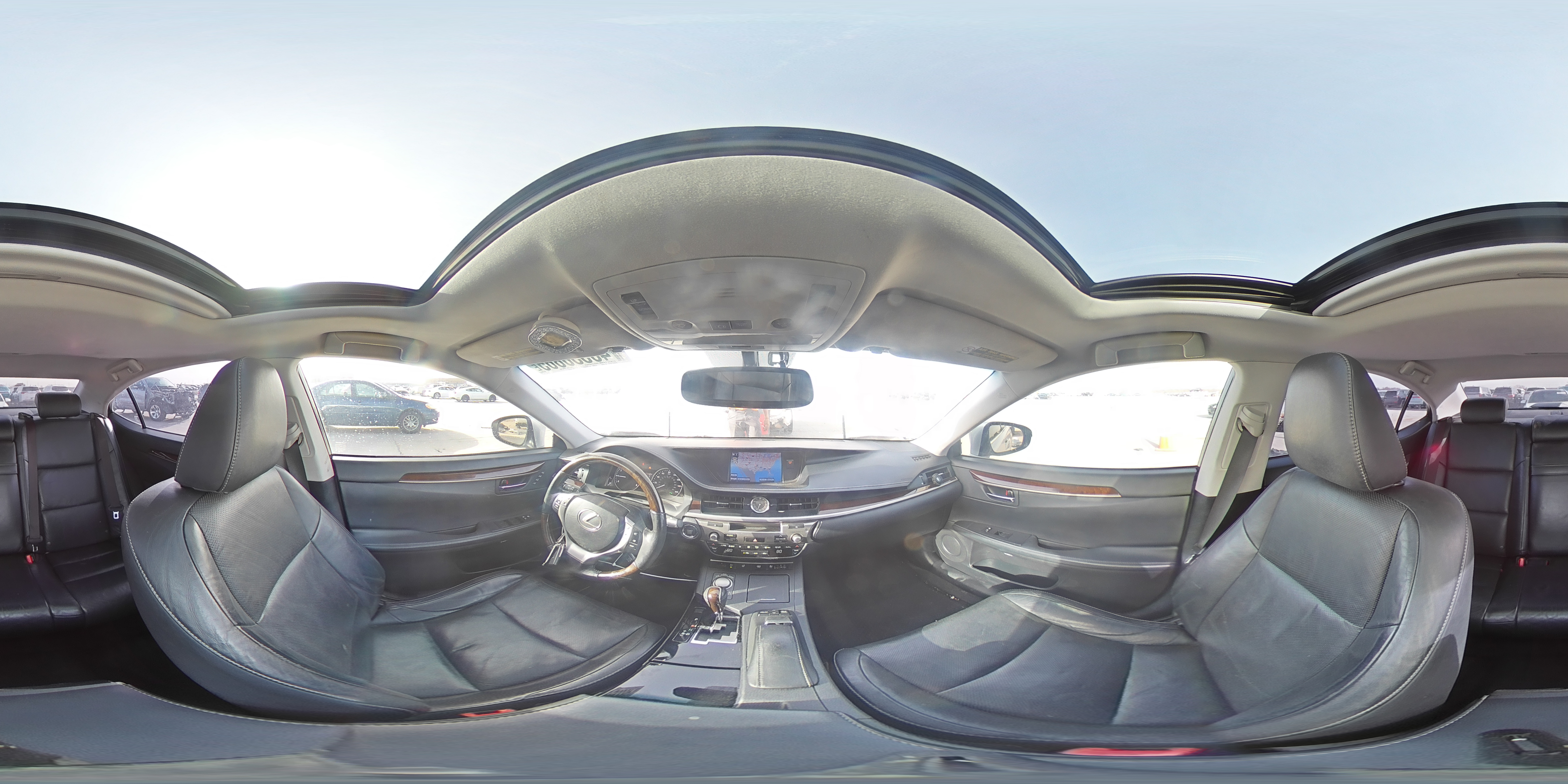 2013 Lexus ES - Image 15