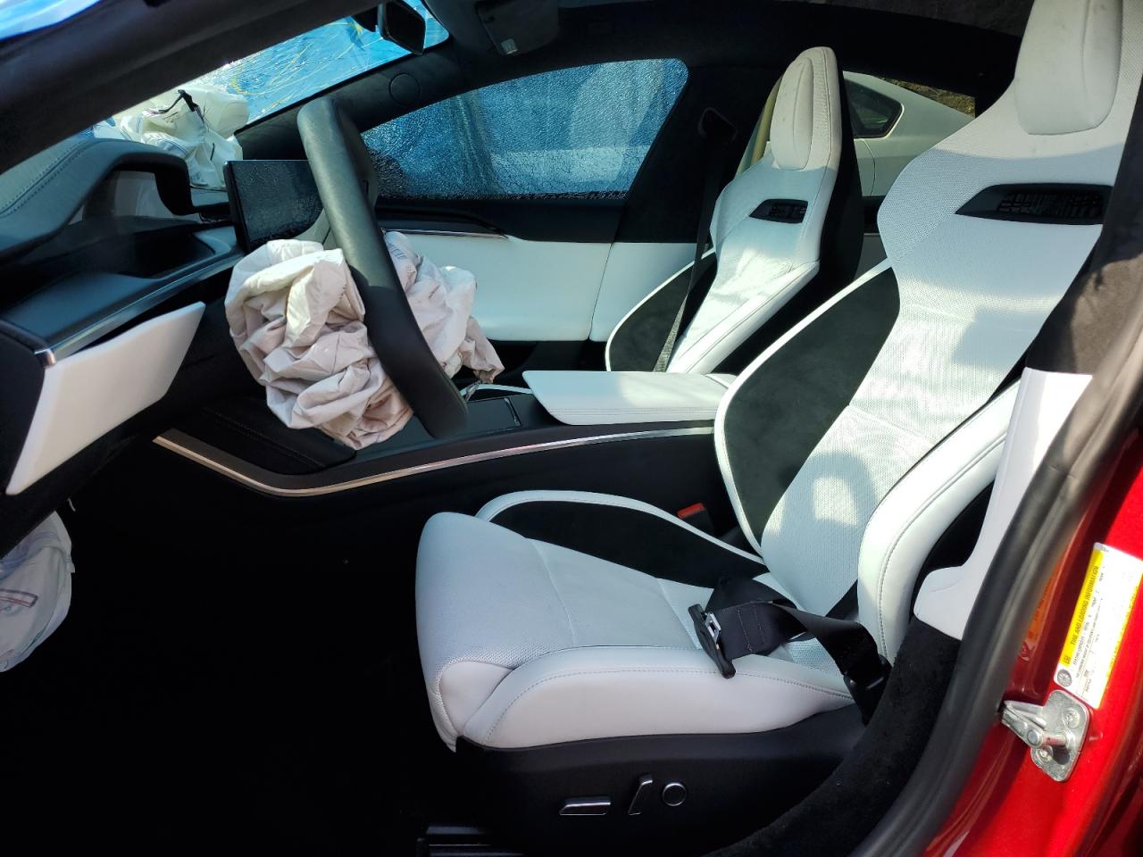 5yjsa1e66rf538449 5YJSA1E66RF538449 2024 Tesla Model S