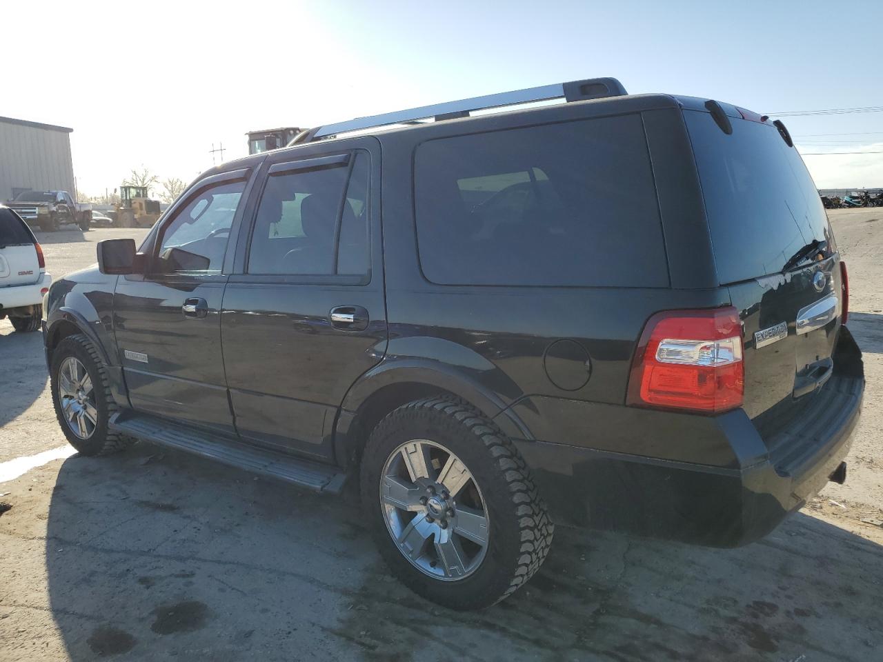 2007 Ford Expedition - Image 2