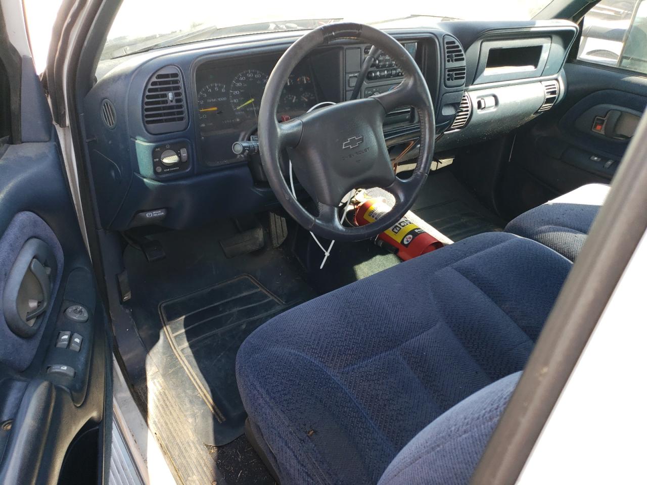 1997 Chevrolet GMT-400 - Image 8