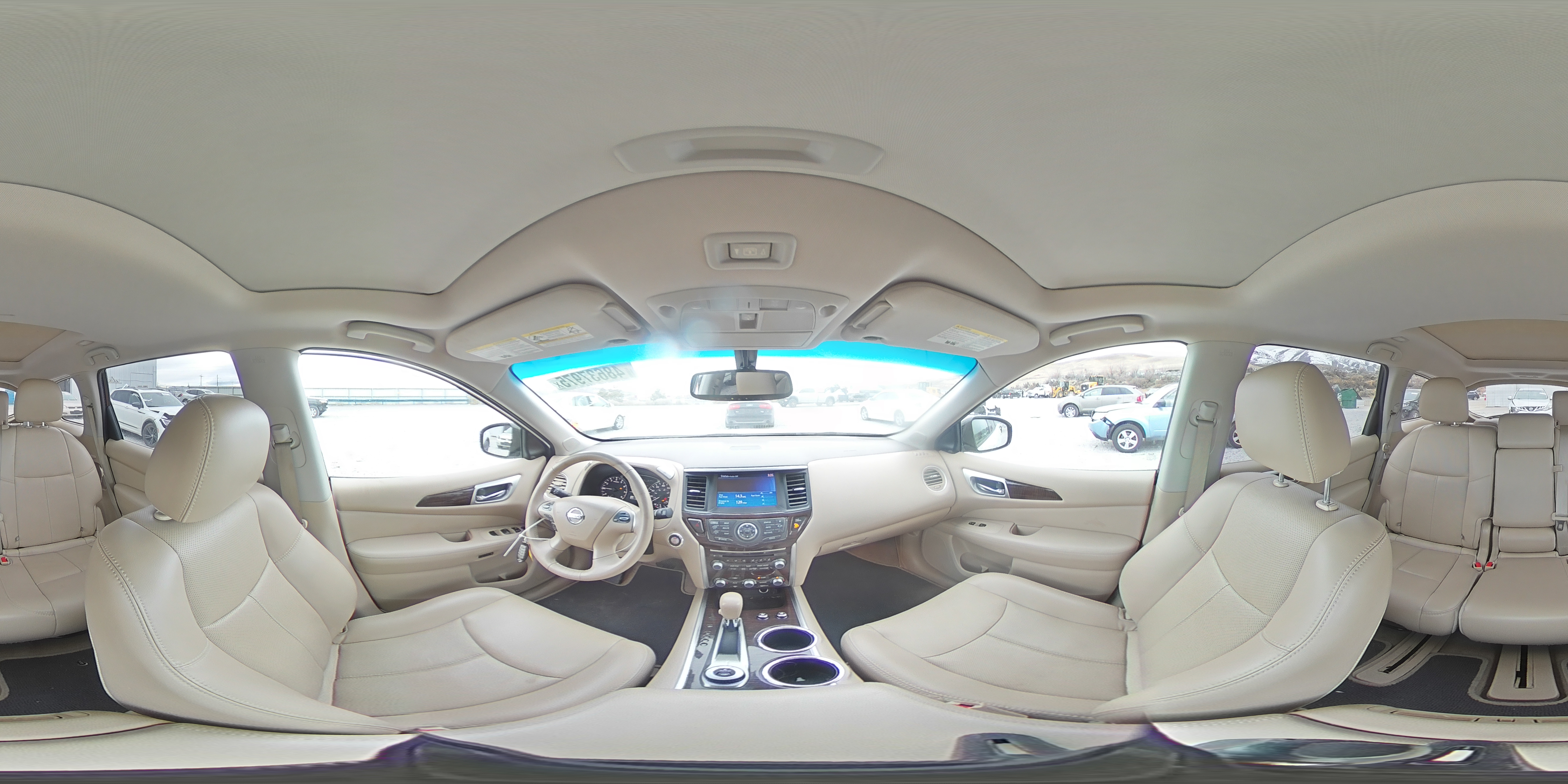 2015 Nissan Pathfinder - Image 13