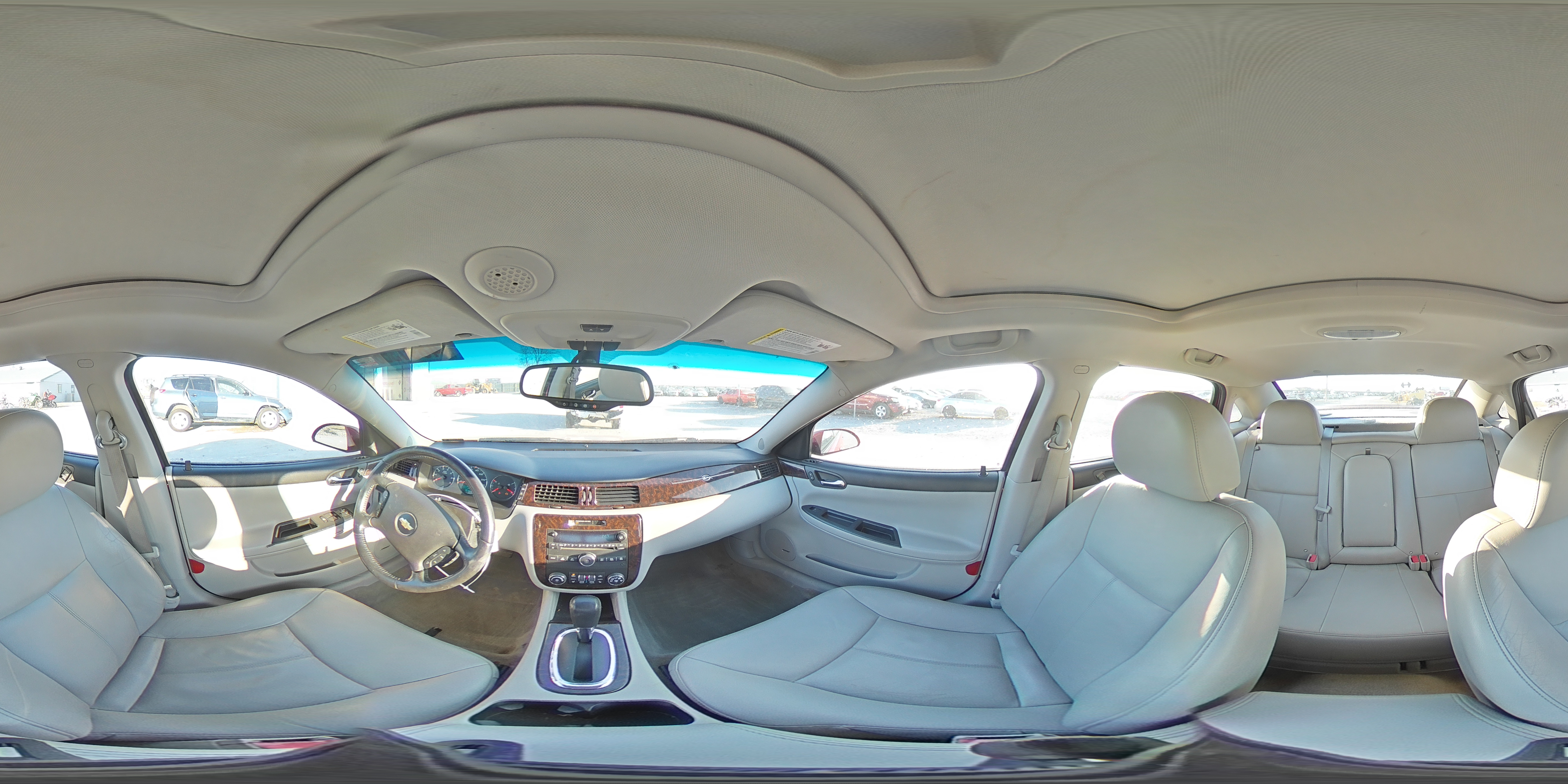 2013 Chevrolet Impala - Image 13