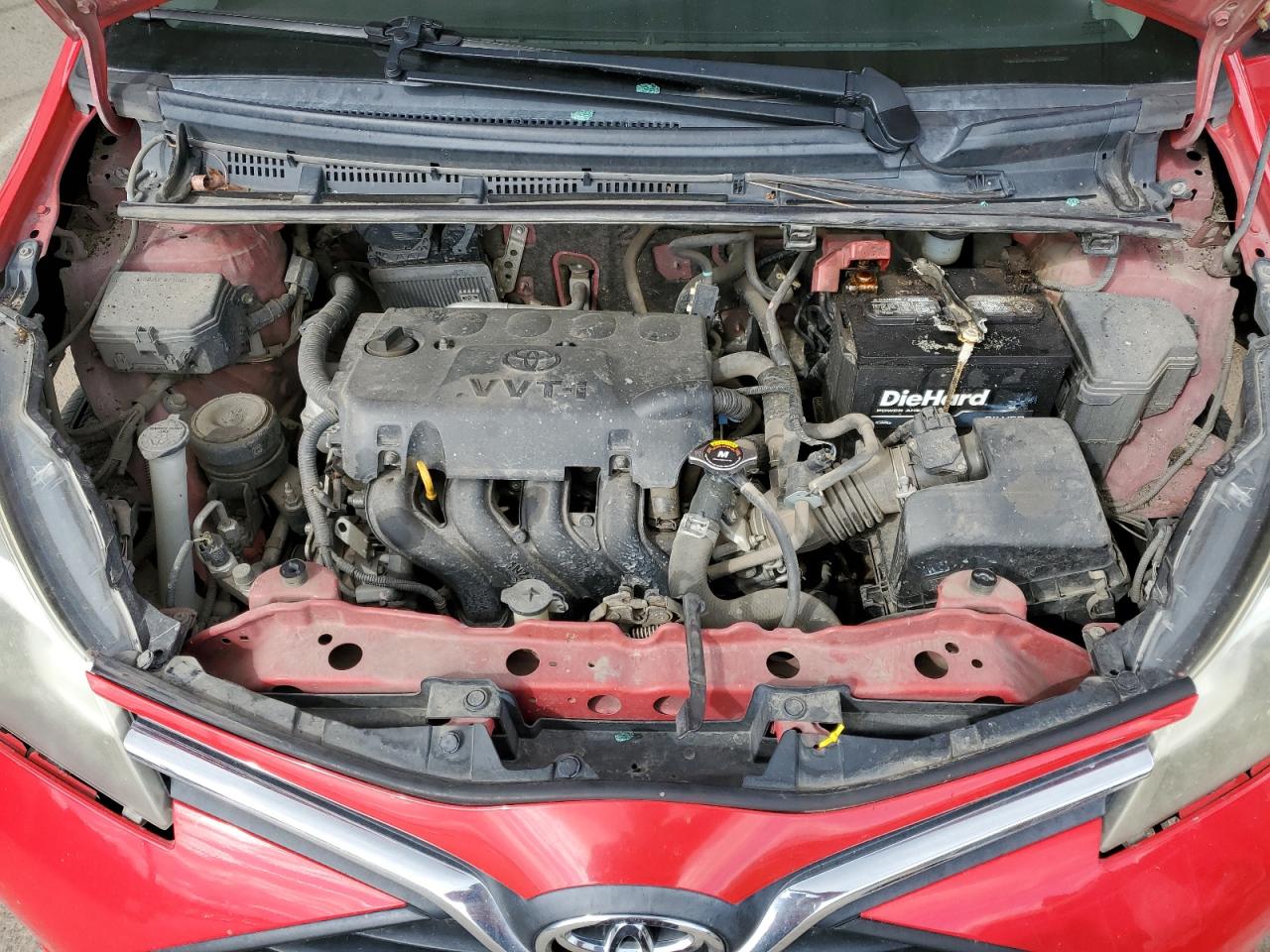 2015 Toyota Yaris - Image 11