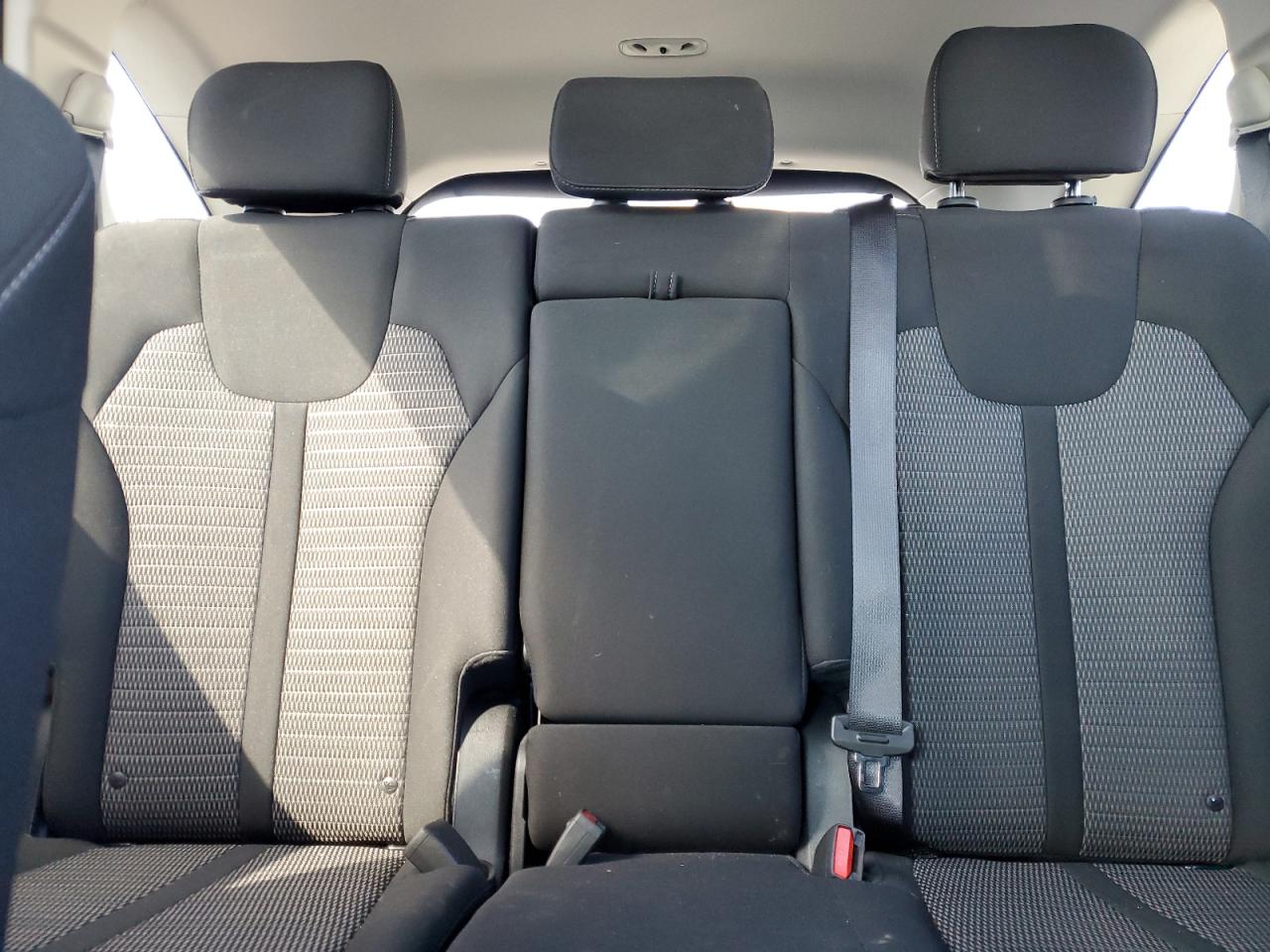 2023 Kia Sorento - Image 10