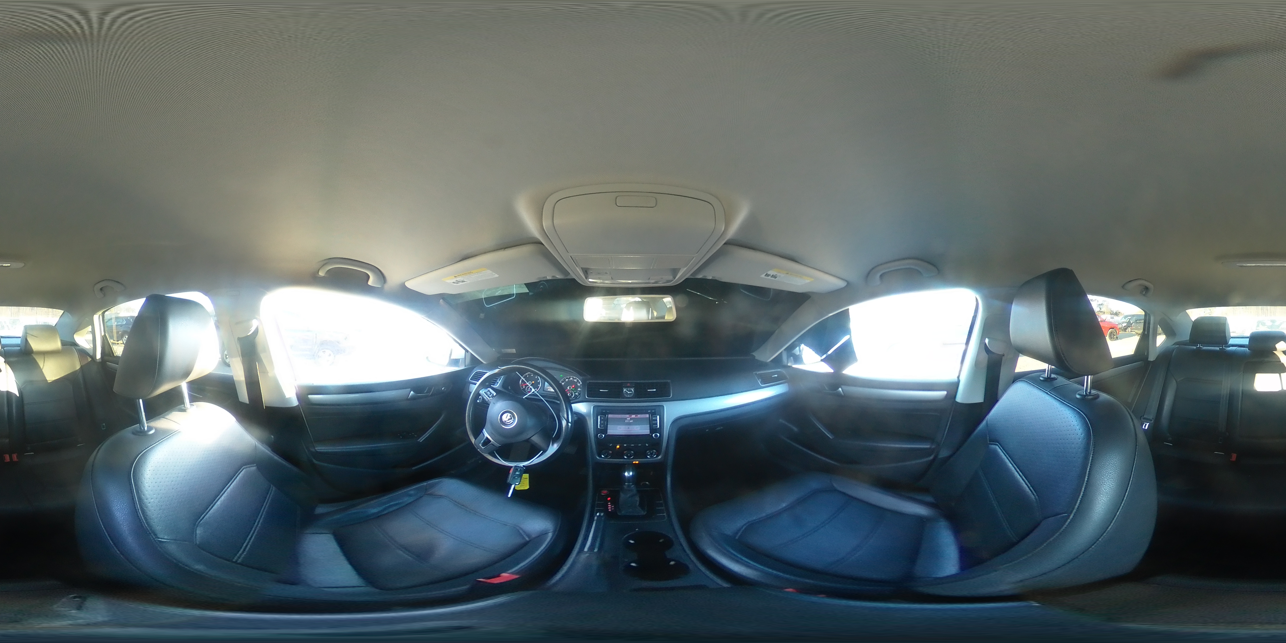 2015 Volkswagen Passat - Image 13