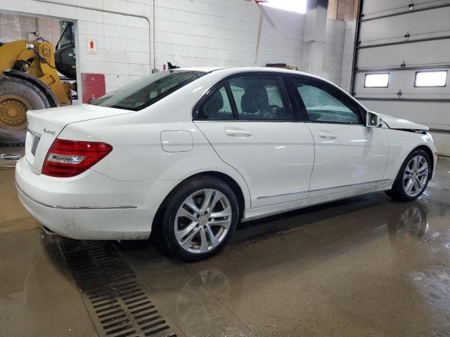  MERCEDES-BENZ C-CLASS 2013 Білий