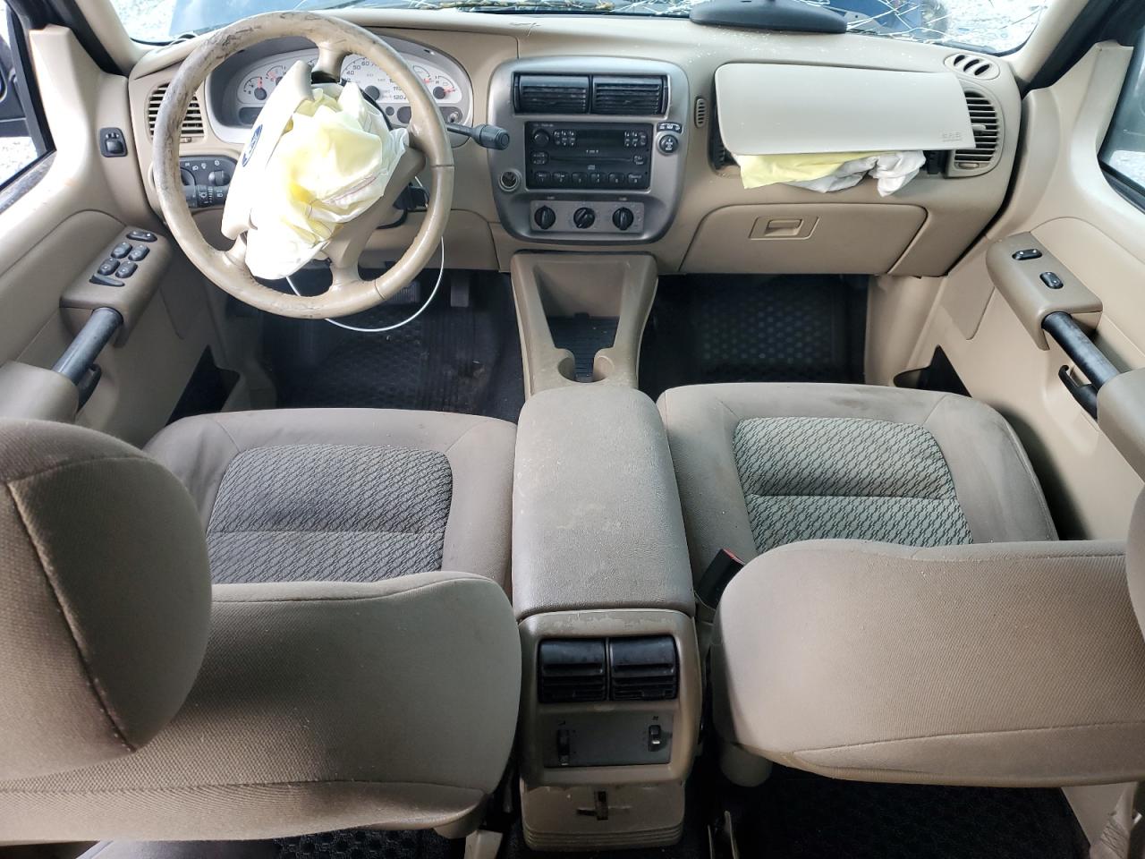 2005 Ford Explorer - Image 8