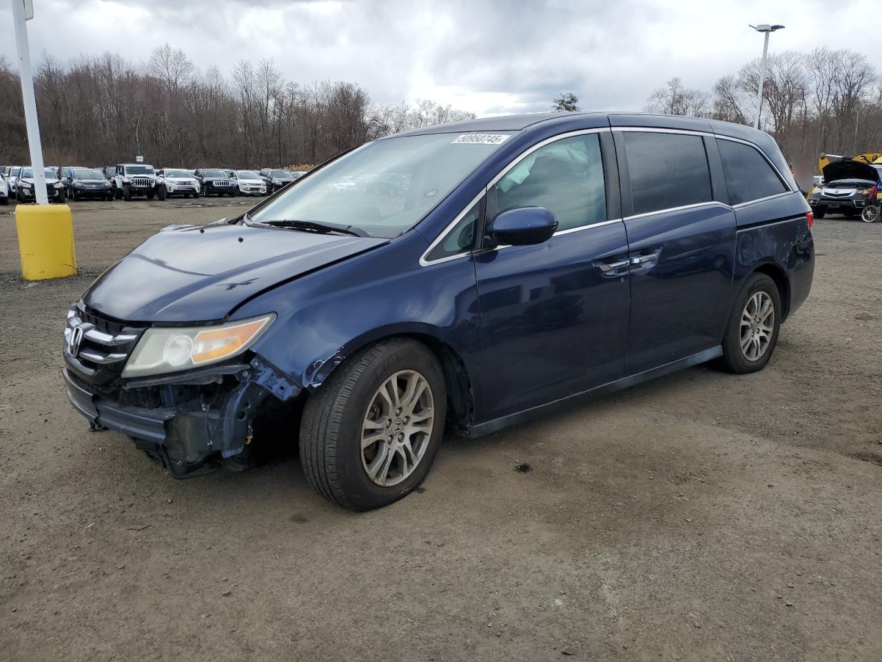 2014 Honda Odyssey Ex for Sale in East Granby, CT - Front End