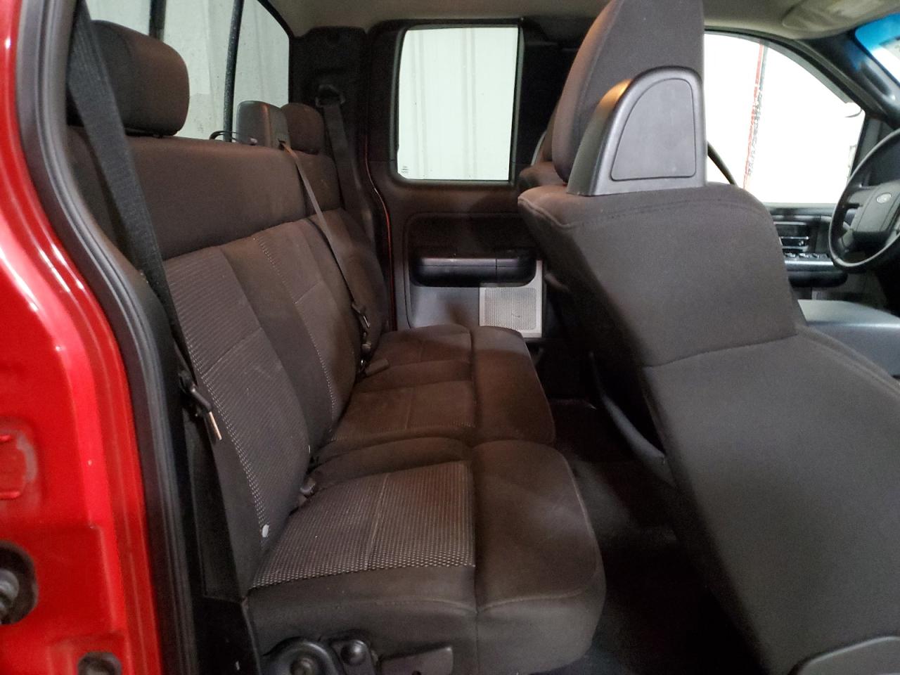 2005 Ford F-150 - Image 10