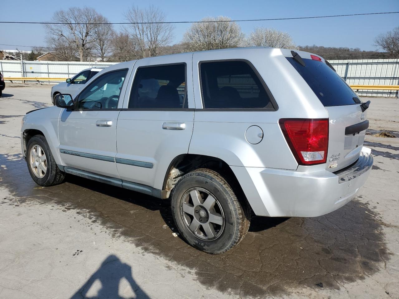 2008 Jeep Grand Cherokee - Image 2