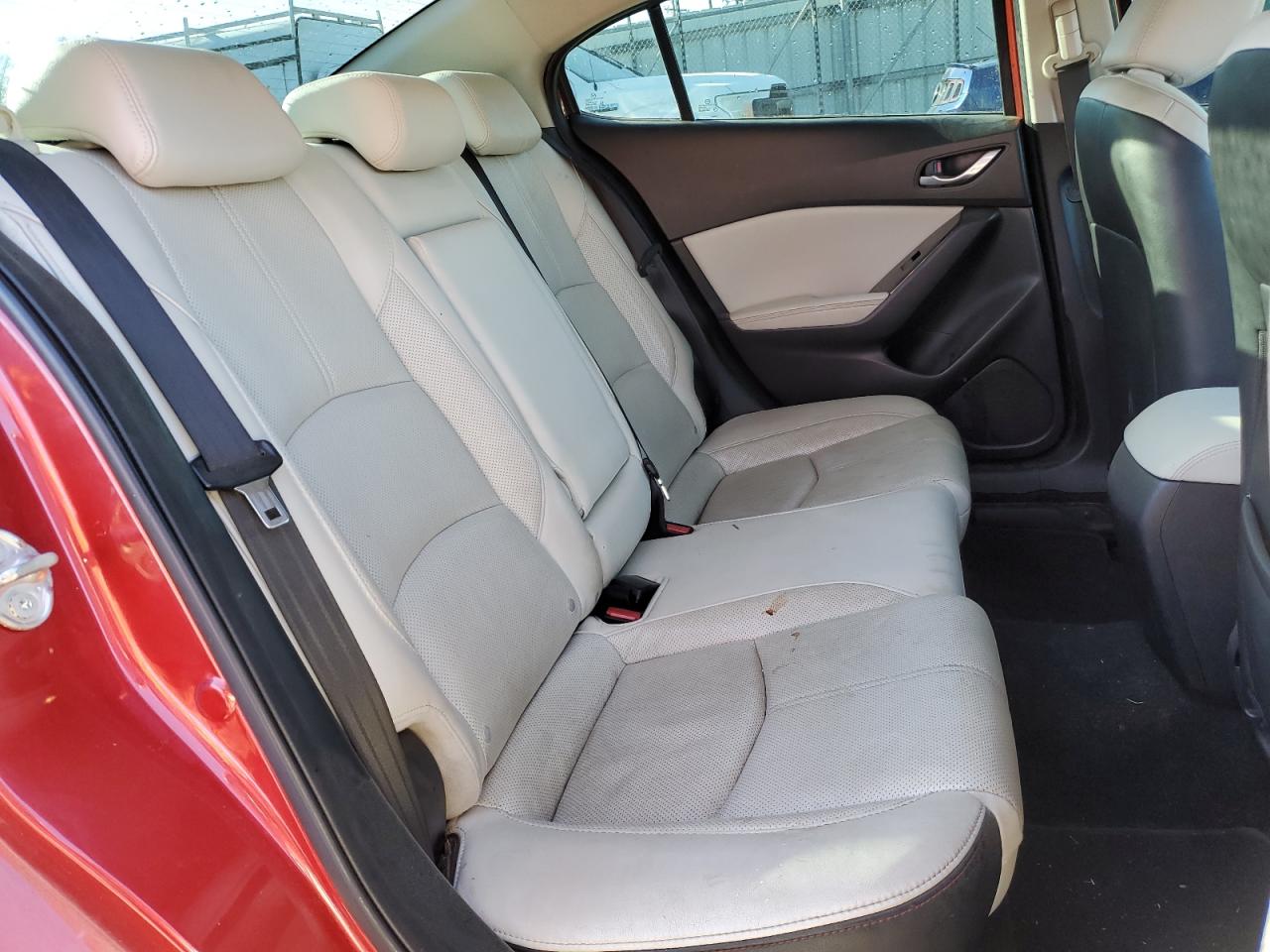 2018 Mazda 3 - Image 10