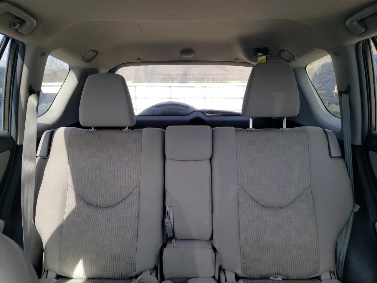 2011 Toyota RAV 4 - Image 10