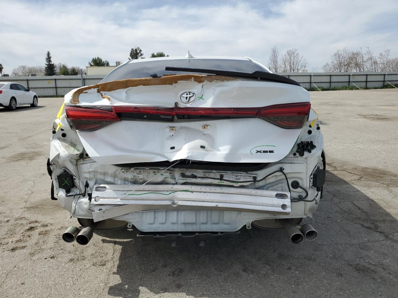 4T1BZ1FB0KU001542 TOYOTA AVALON 2019