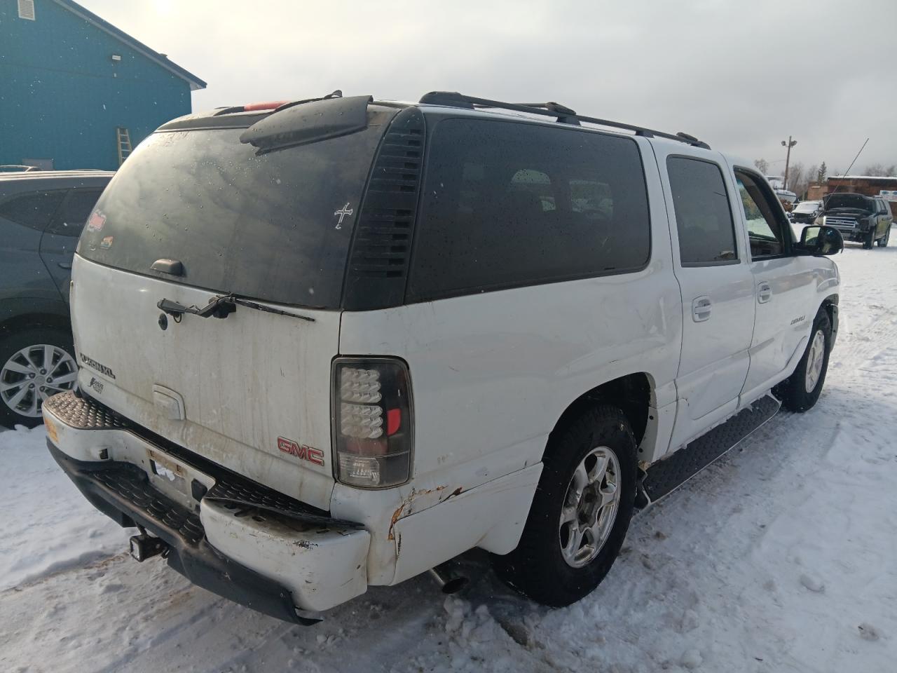 2005 GMC Yukon - Image 3