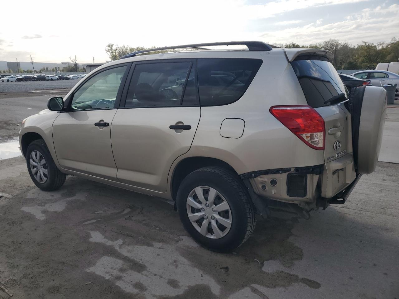 2007 Toyota RAV 4 - Image 2