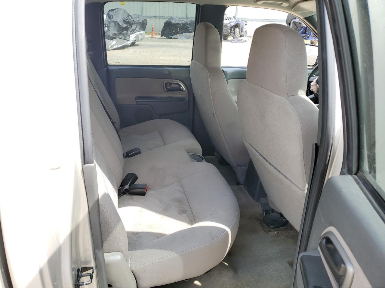 2005 Chevrolet Colorado - Image 10
