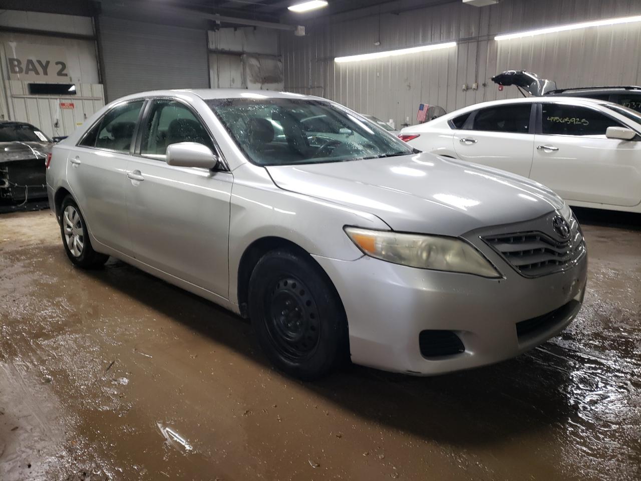 2011 Toyota Camry - Image 4