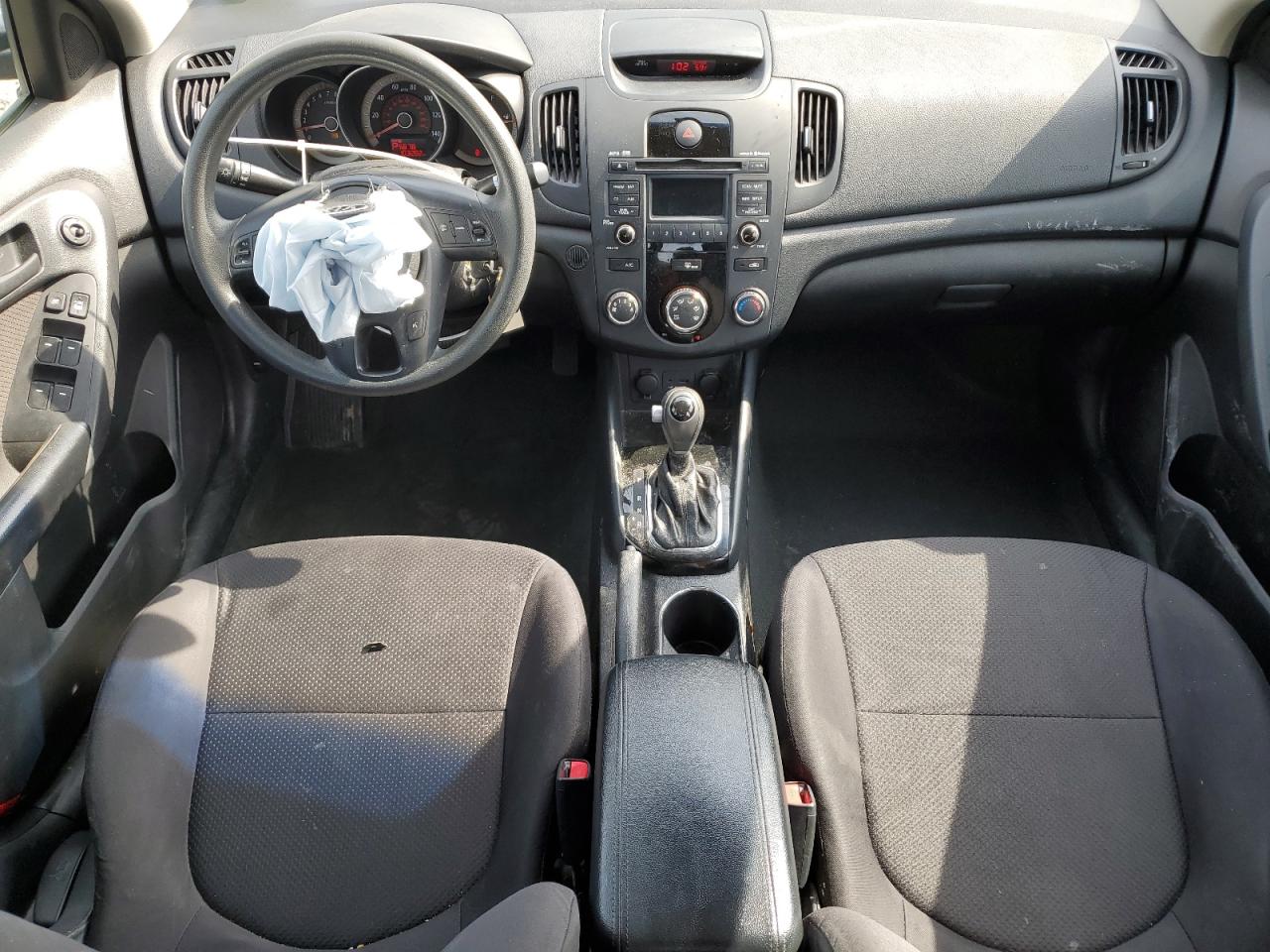 2012 Kia Forte - Image 8