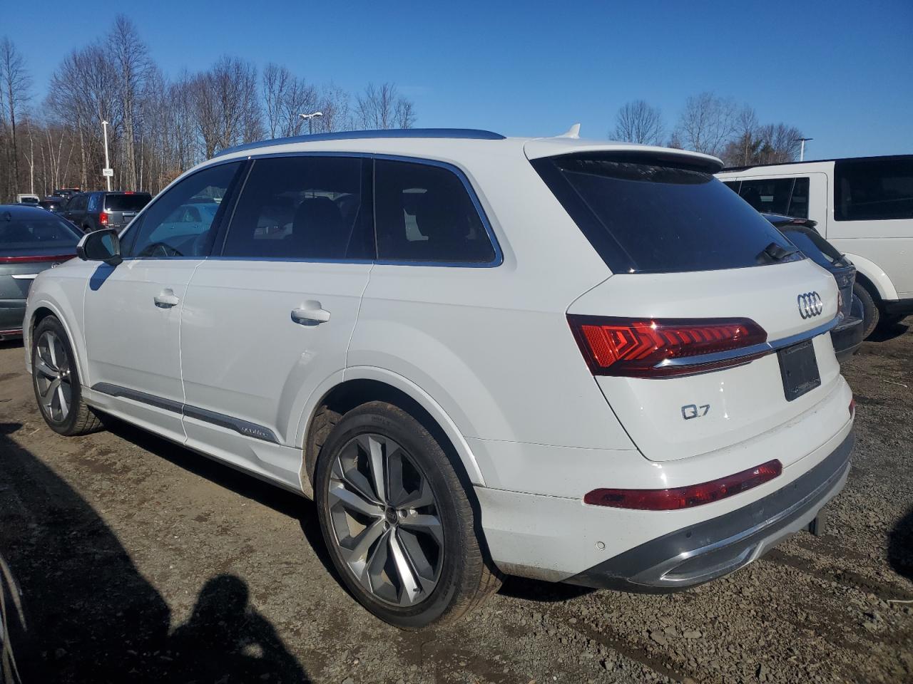 2021 Audi Q7 - Image 2
