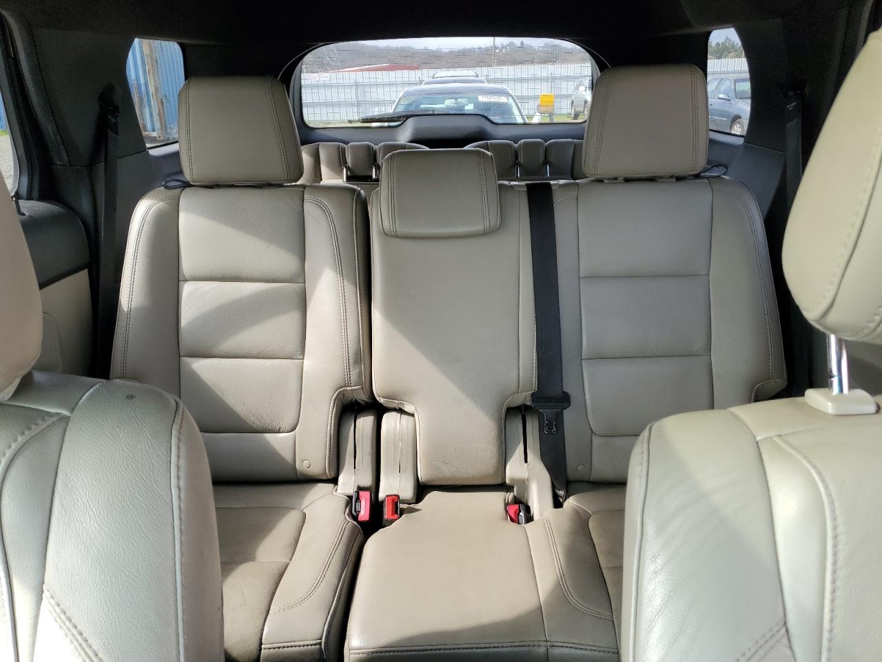 2013 Ford Explorer - Image 10