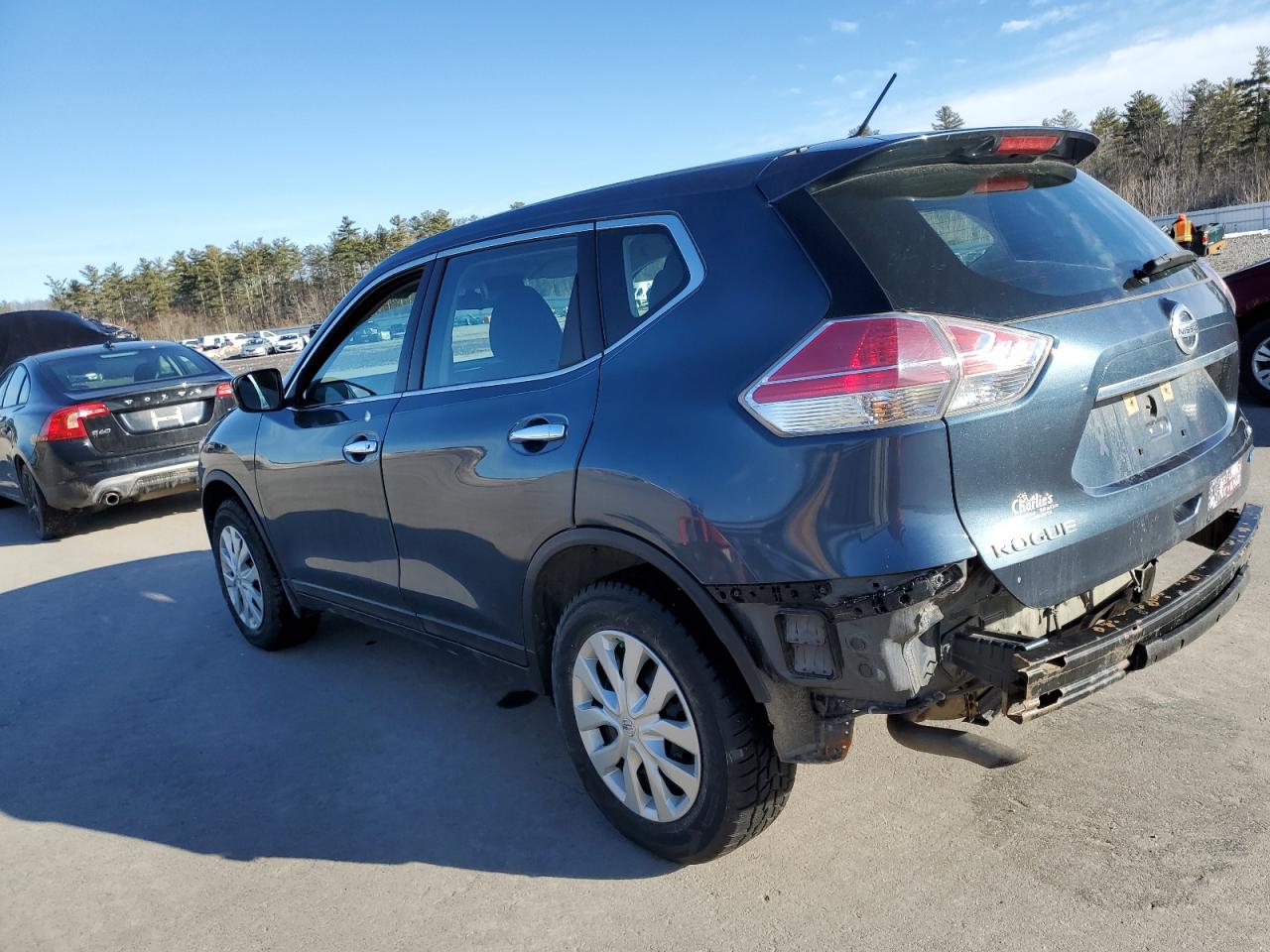 2014 Nissan Rogue - Image 2