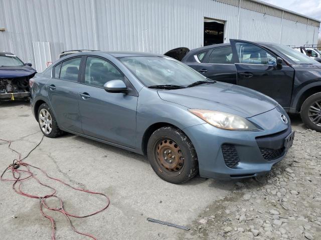  MAZDA 3 2013 Зеленый