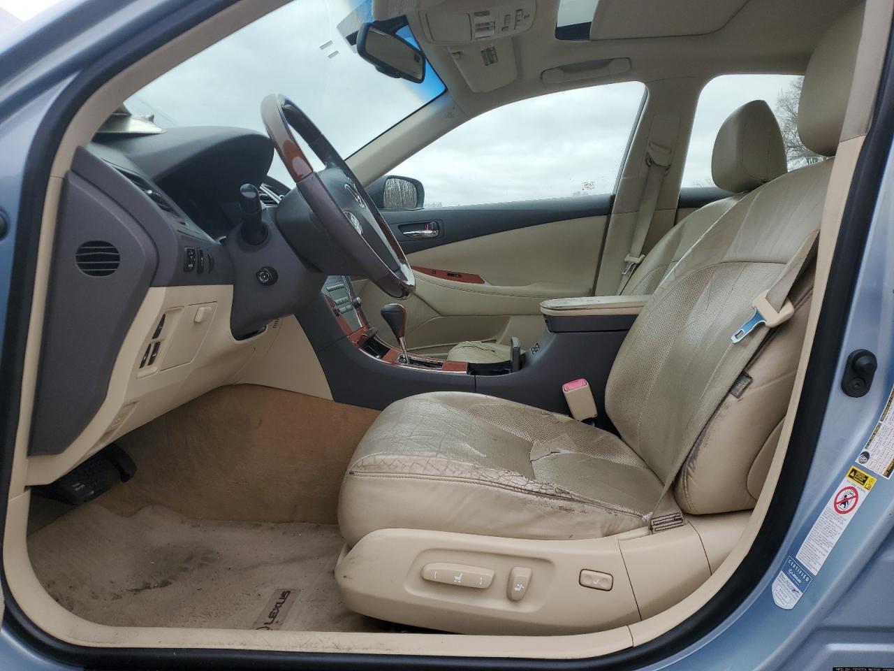 2011 Lexus ES - Image 7