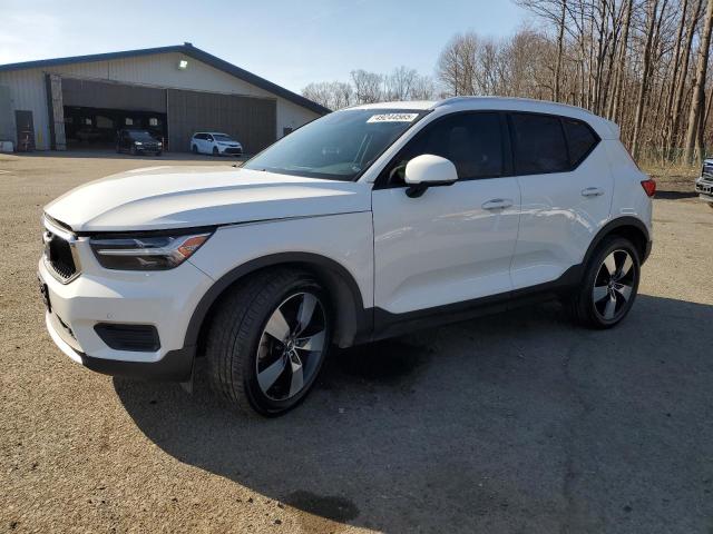 2020 Volvo Xc40 T5 Momentum
