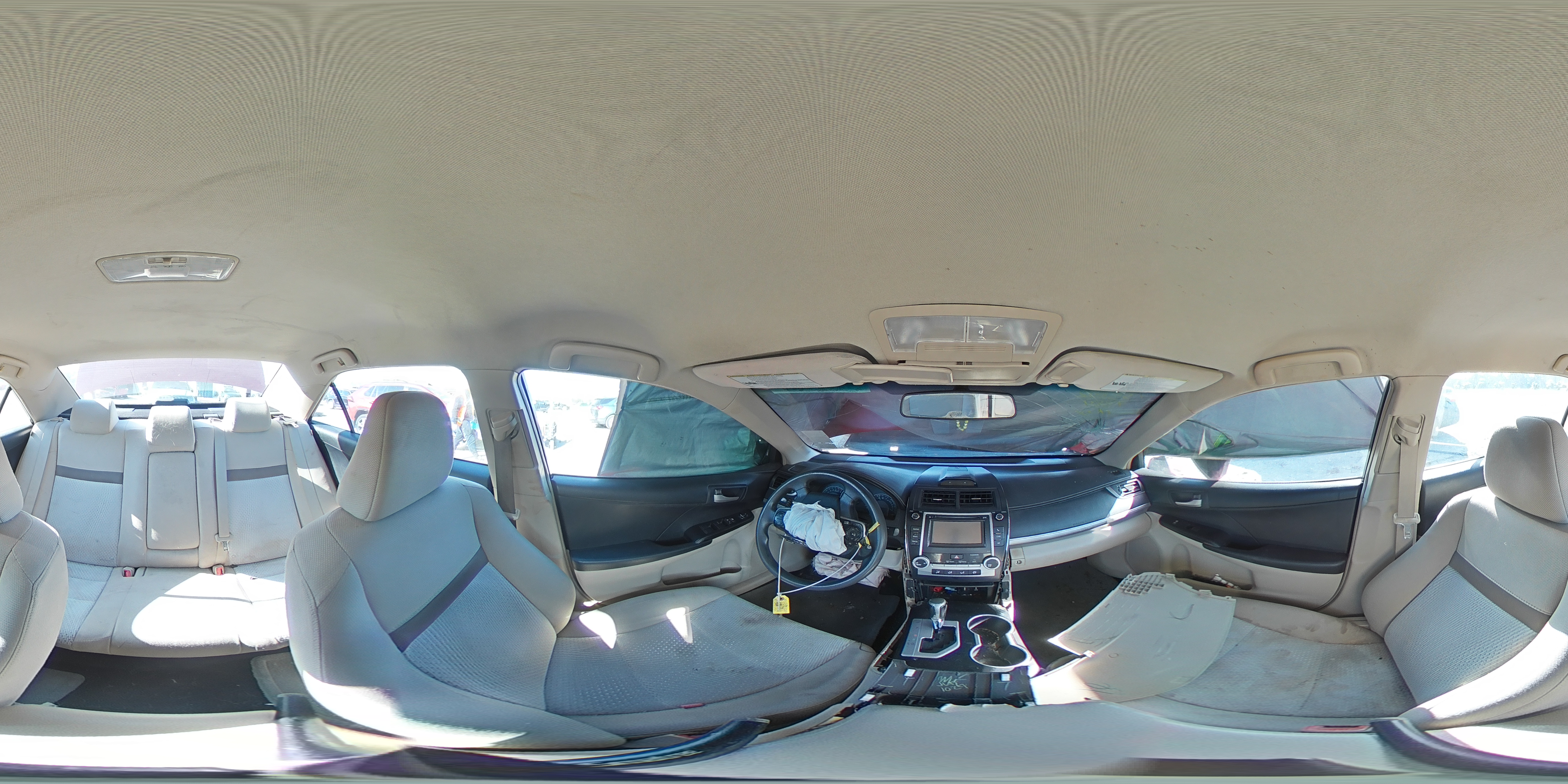2012 Toyota Camry - Image 12