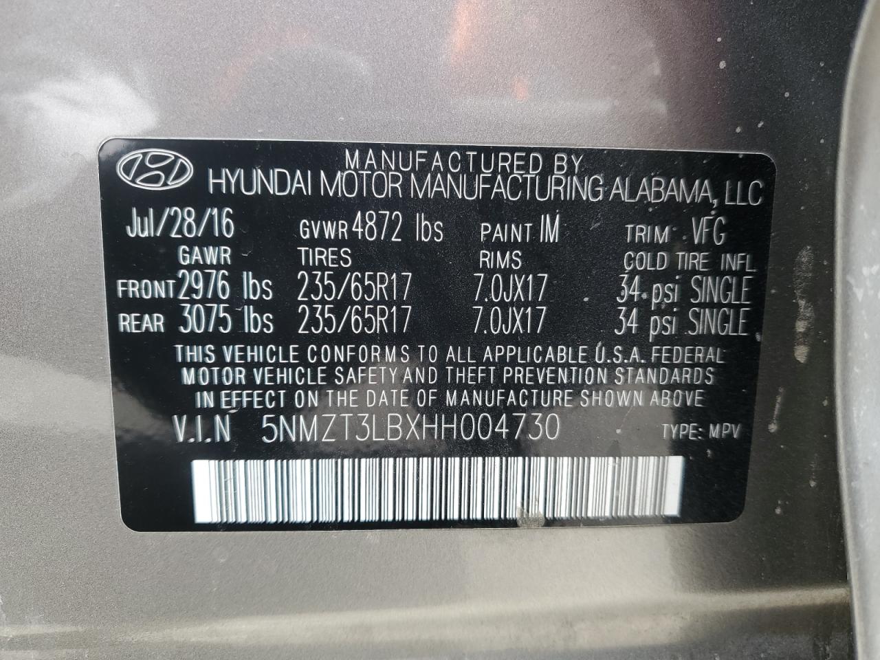 2017 Hyundai Santa Fe - Image 13