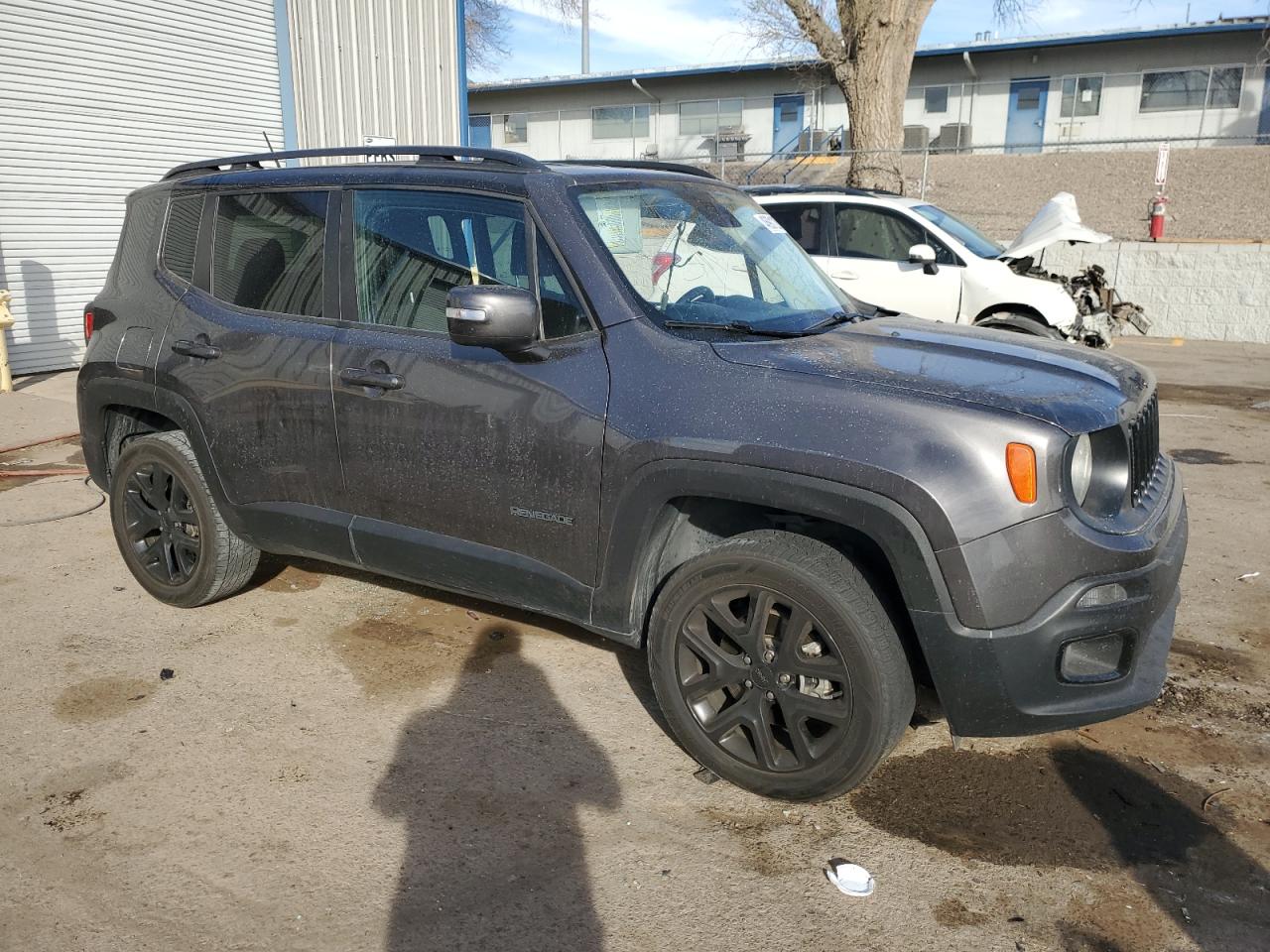 2016 Jeep Renegade - Image 4