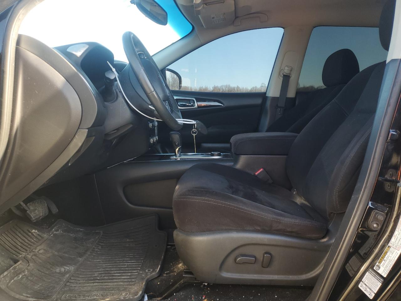 2015 Nissan Pathfinder - Image 7