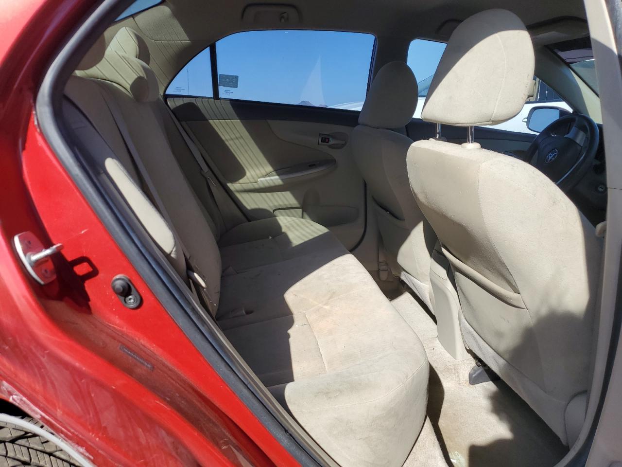 2010 Toyota Corolla - Image 10
