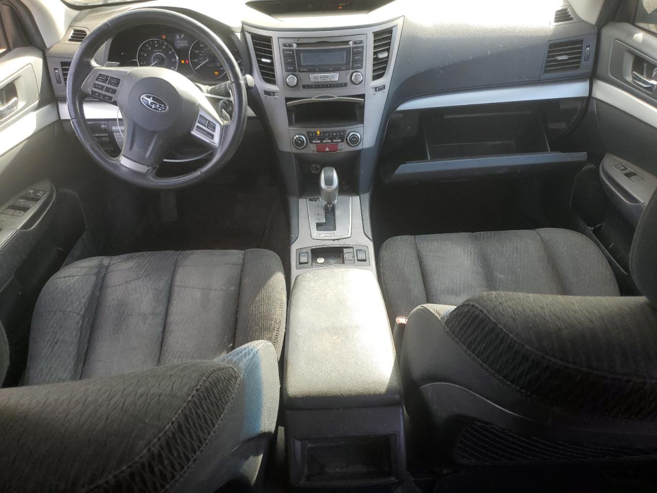 2012 Subaru Outback - Image 8