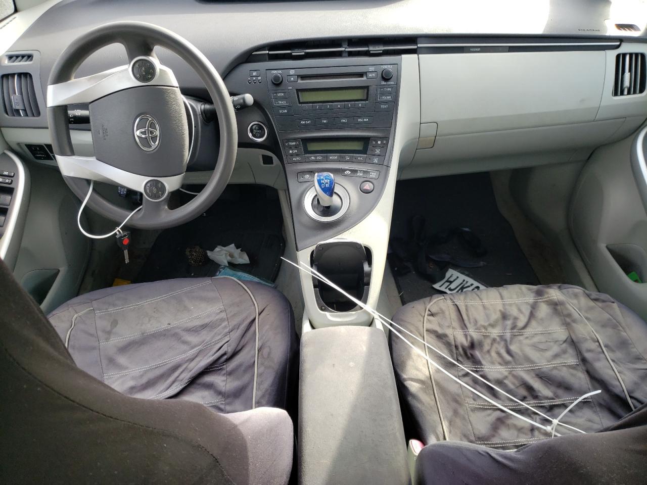 2010 Toyota Prius - Image 8