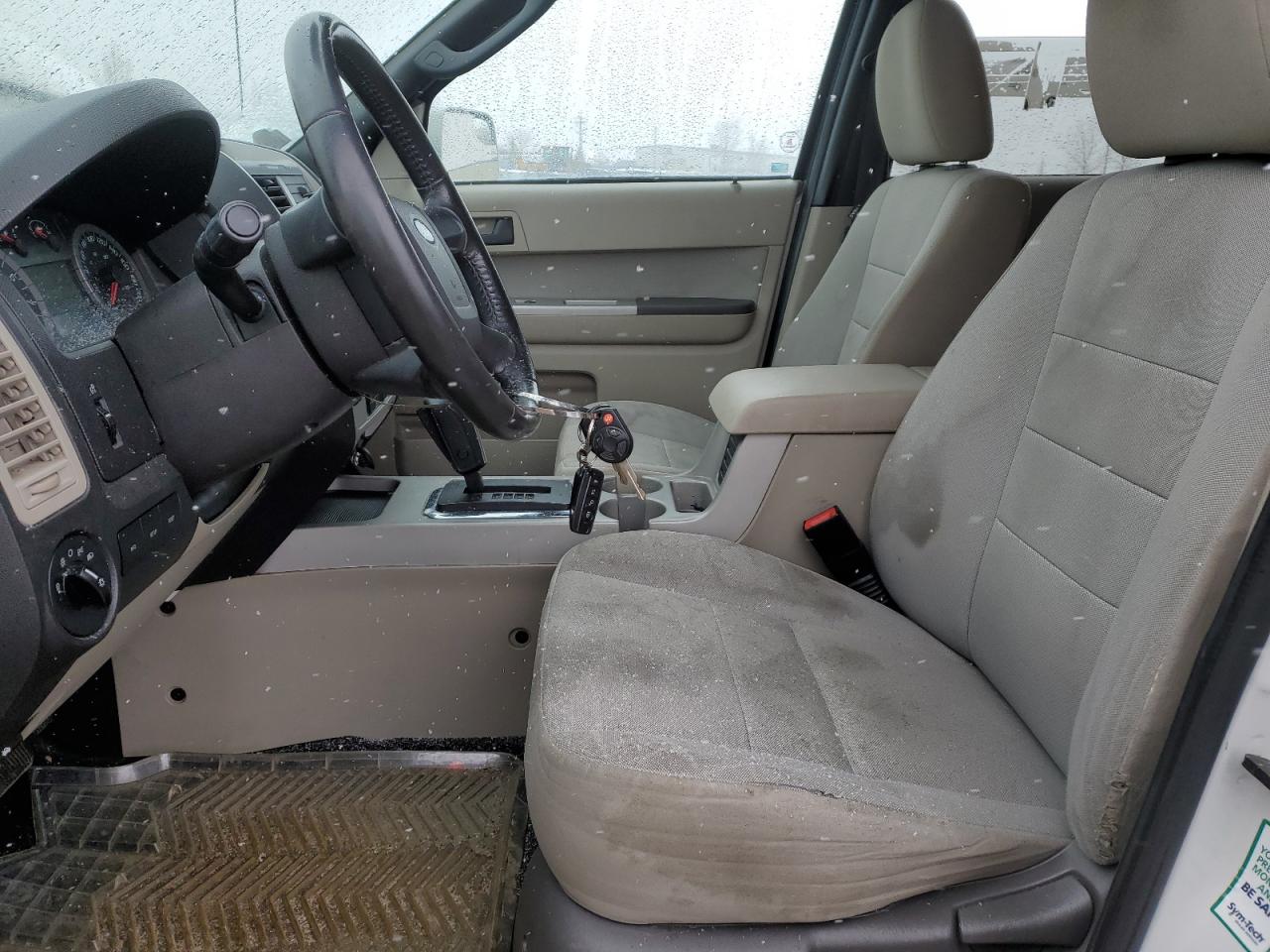 2010 Ford Escape - Image 7