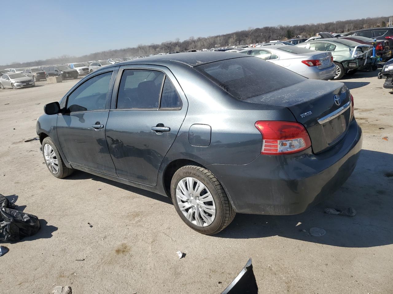 2007 Toyota Yaris - Image 2