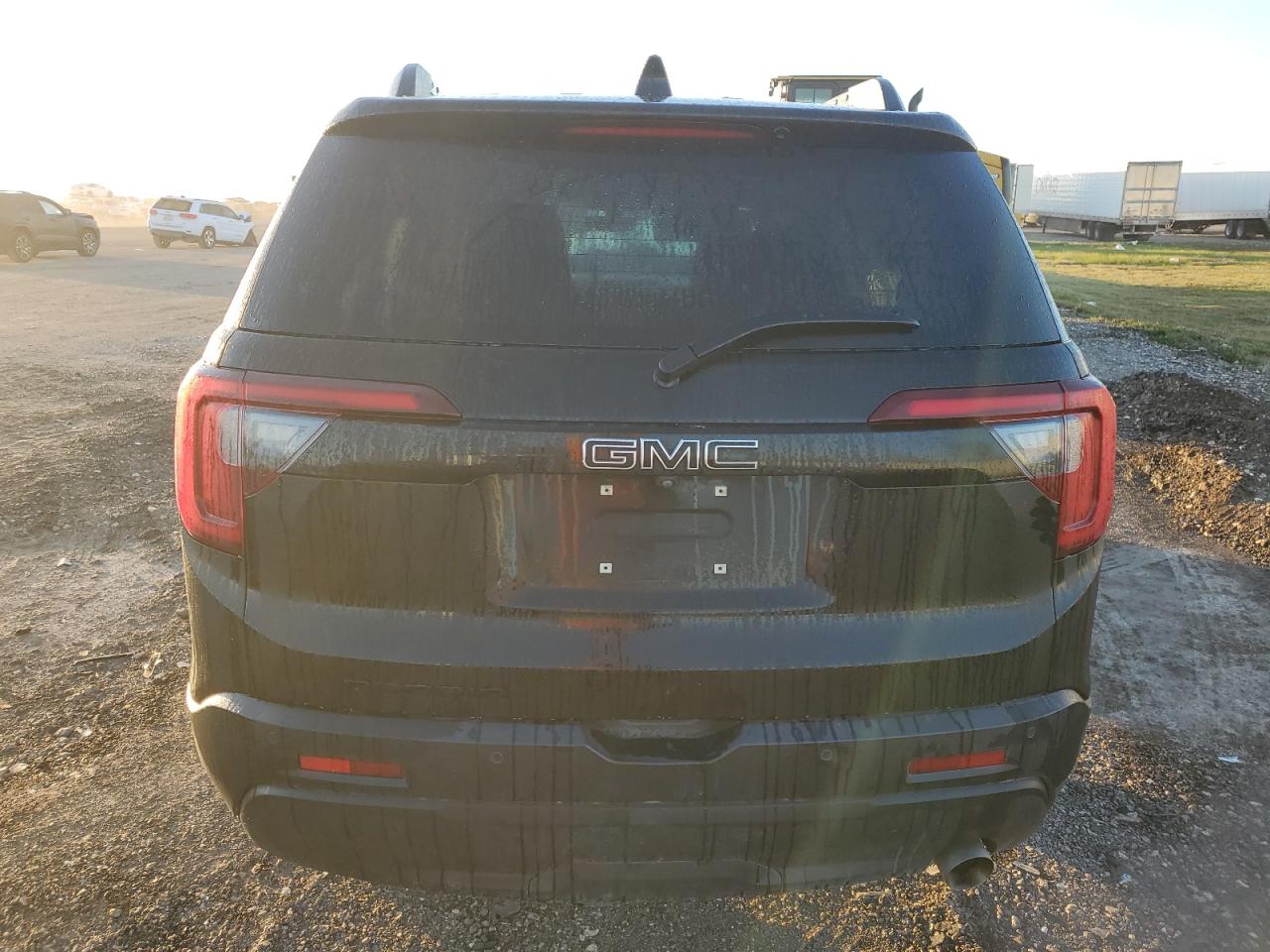 2021 GMC Acadia - Image 6