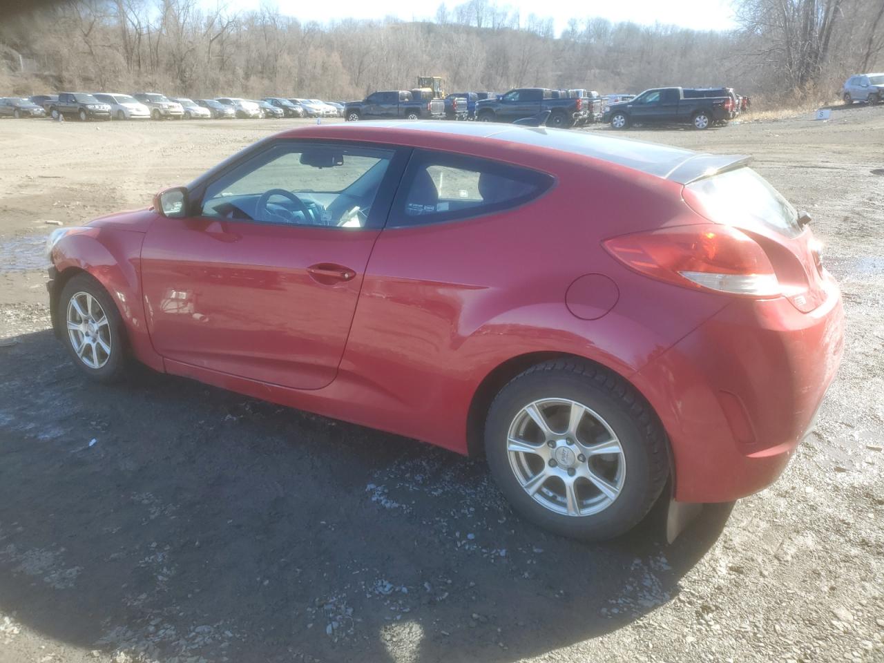 2012 Hyundai Veloster - Image 2