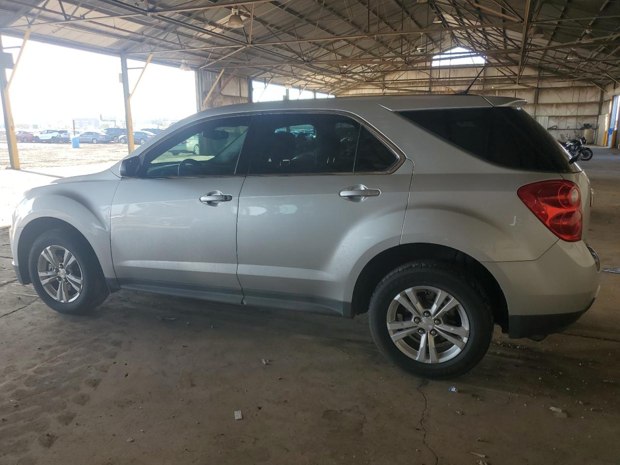 2014 Chevrolet Equinox - Image 2