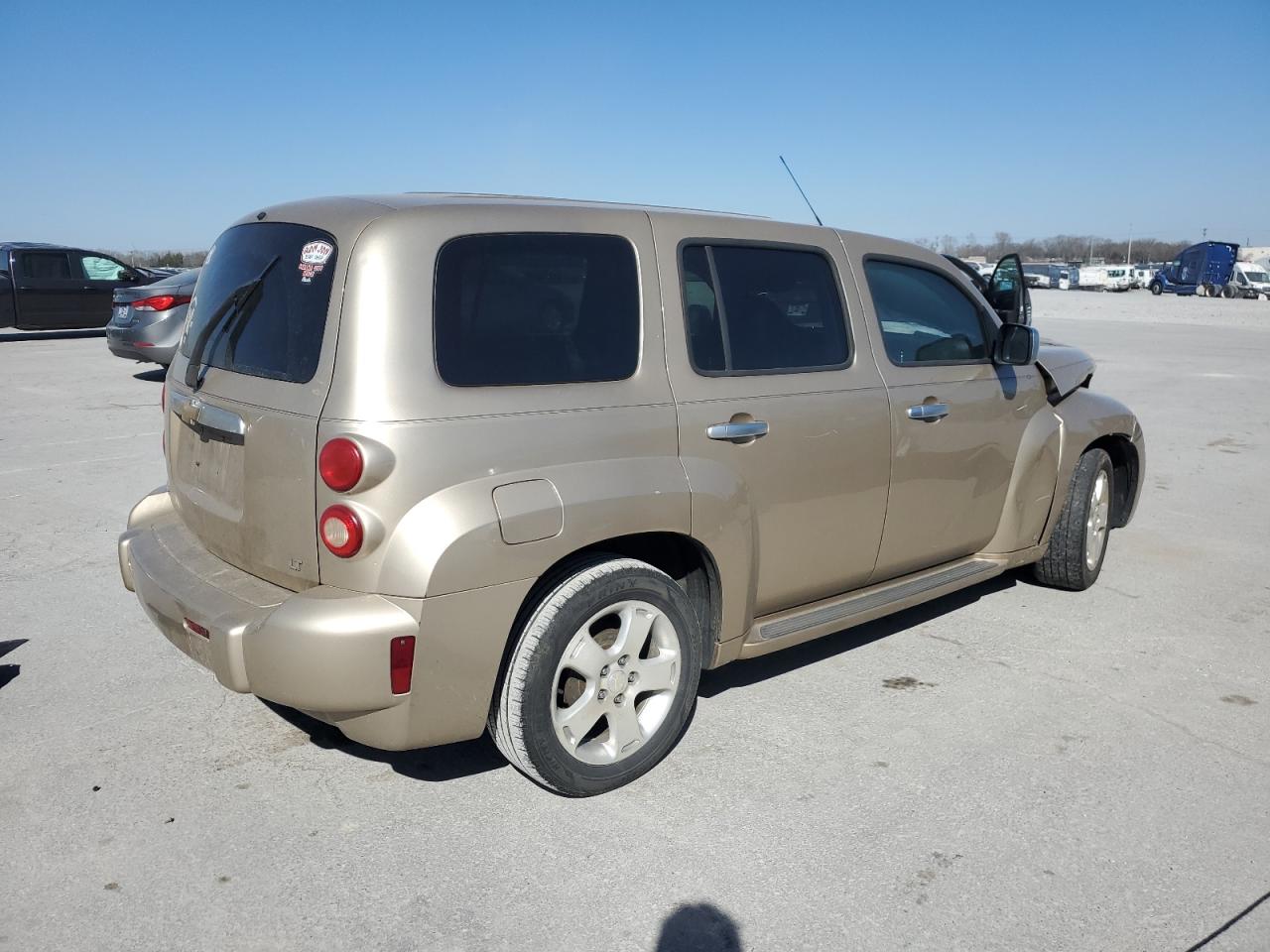 2007 Chevrolet HHR - Image 3