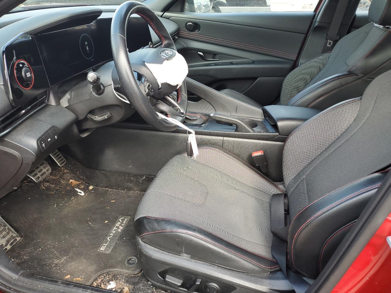 2023 Hyundai Elantra - Image 7